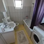 Vikend- Kuca * Konjic